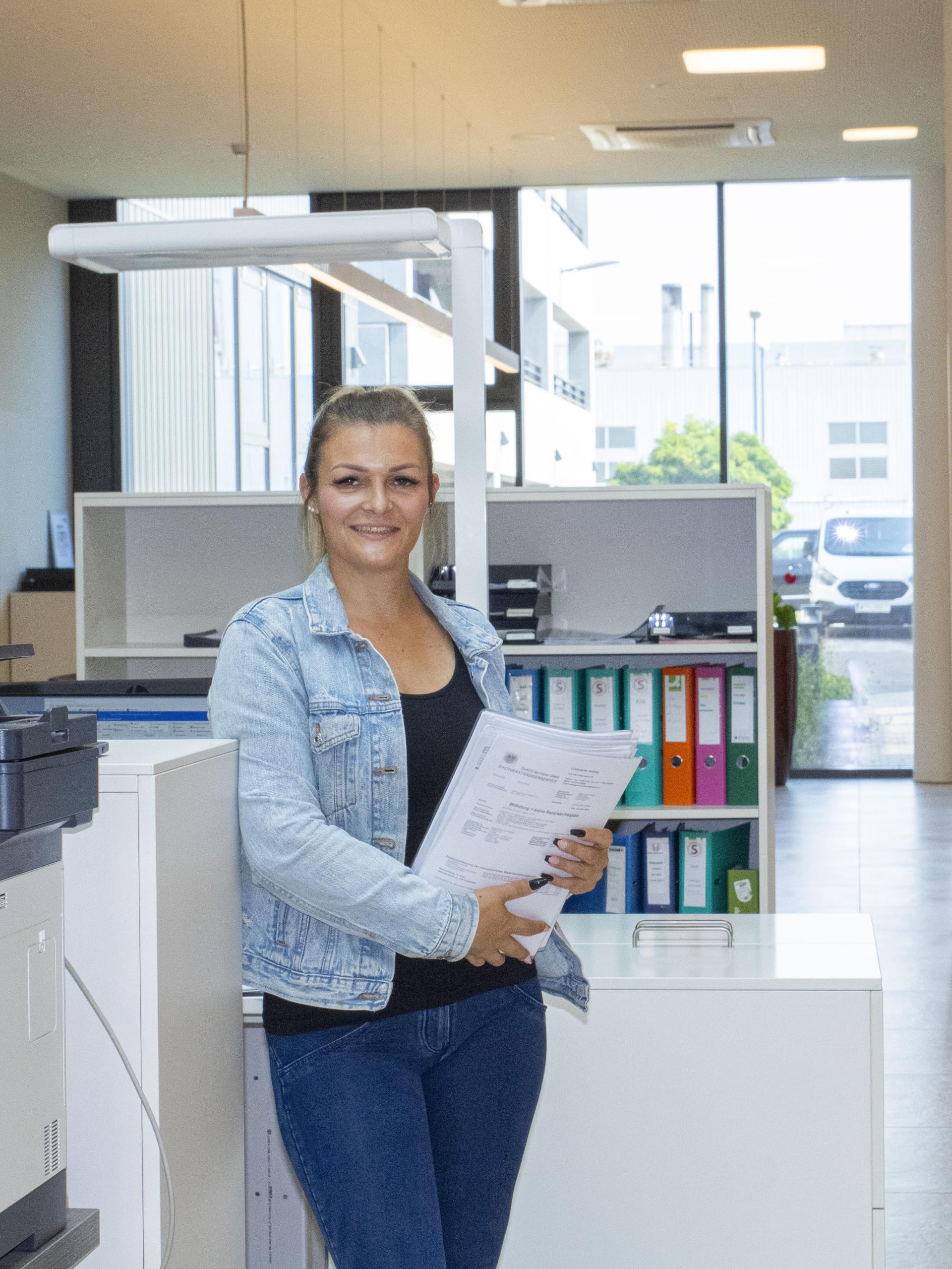 Auto Stahl Wien 22 Daniela Schoepe Team Assistentin Karosserie 2024007-005-3002x4000