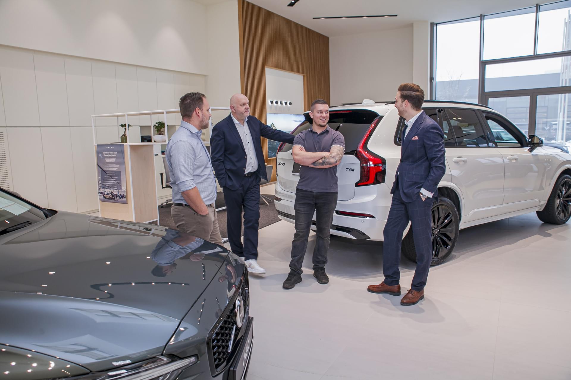 Auto Stahl Wien 23 – Fotoshooting Team Volvo – neuer Volvo Showroom 20260114-013