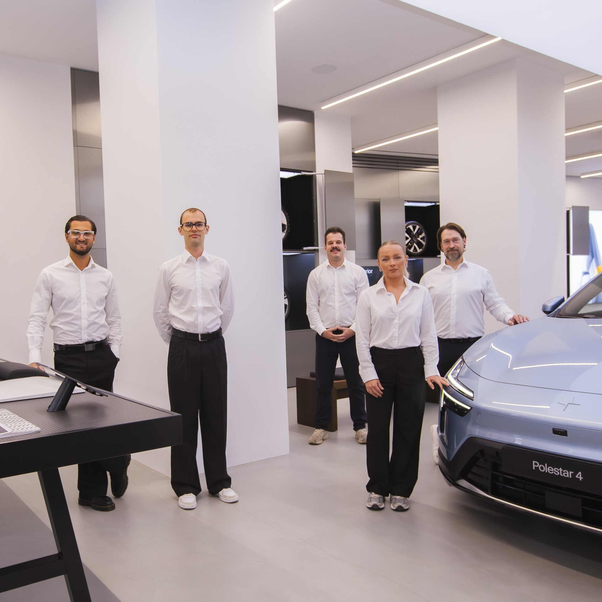 Auto Stahl Wien 1 – Fotoshooting Polestar Team im Space 20250913-014-3162x3160