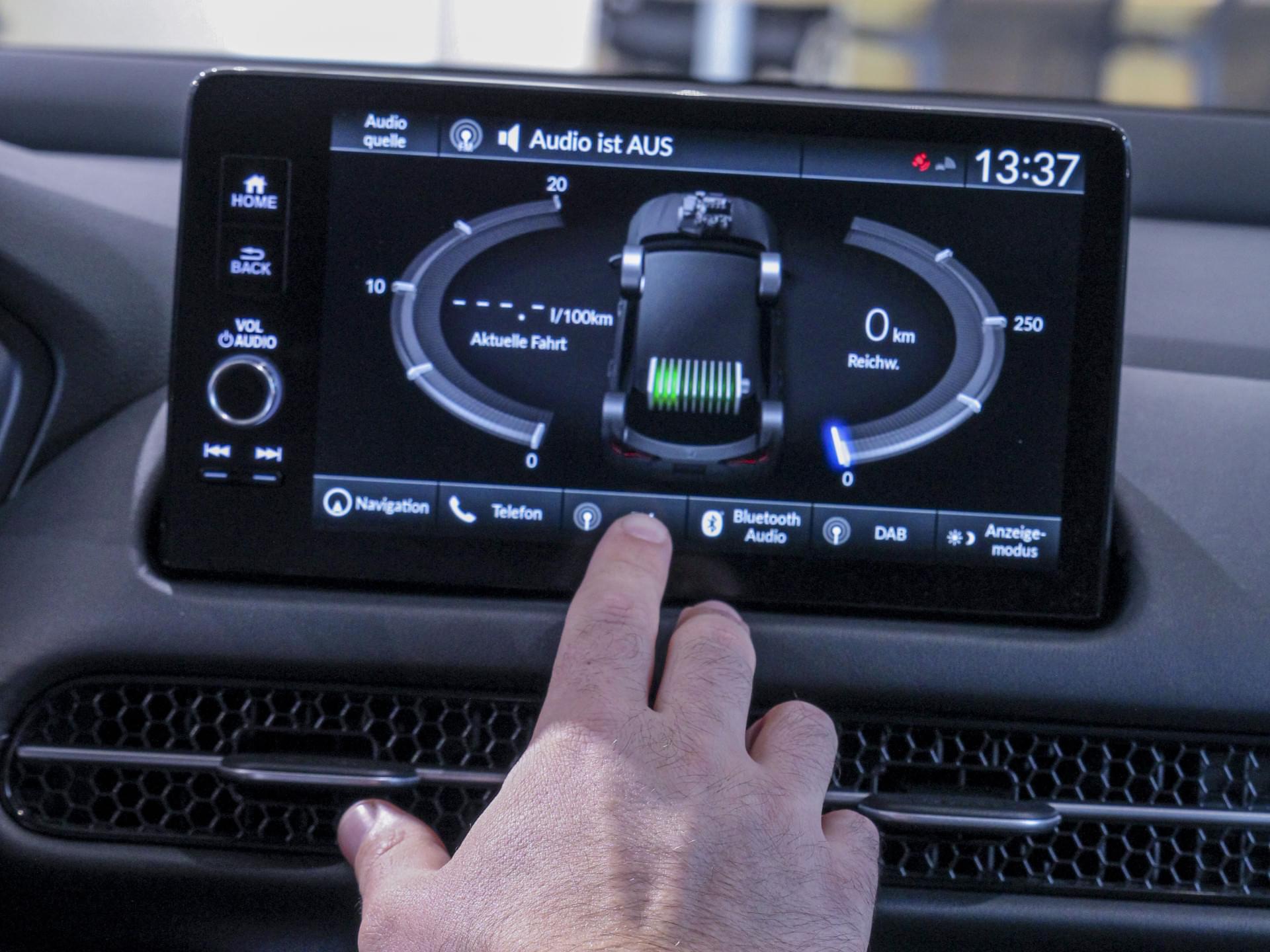 Auto Stahl Wien 22 Teamfotos Honda Verkaufsberater Nicolai Sowak 202312--027